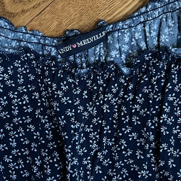 Brandy Melville floral top - Picture 2 of 3